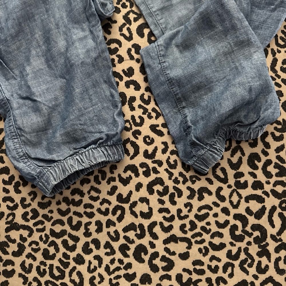 GAP Blue Chambray Jogger Pants - Picture 2 of 3